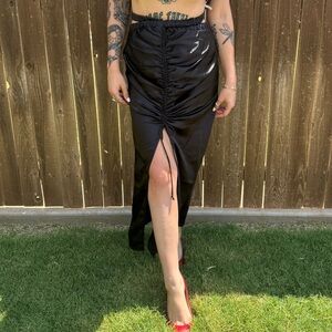 For Love & Lemons Black Satin Midi Skirt – Size S